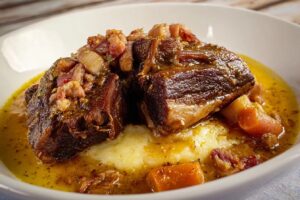joues de porc à la bière